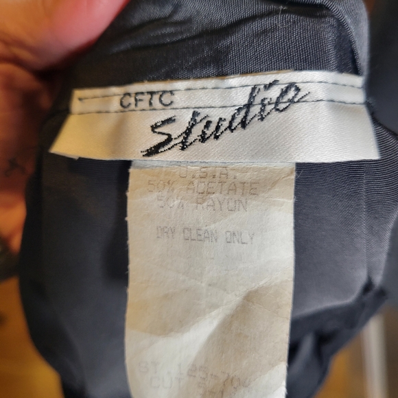 VINTAGE STUDIO BLACK SHINY PLEATED MINI SKIRT - Picture 5 of 7